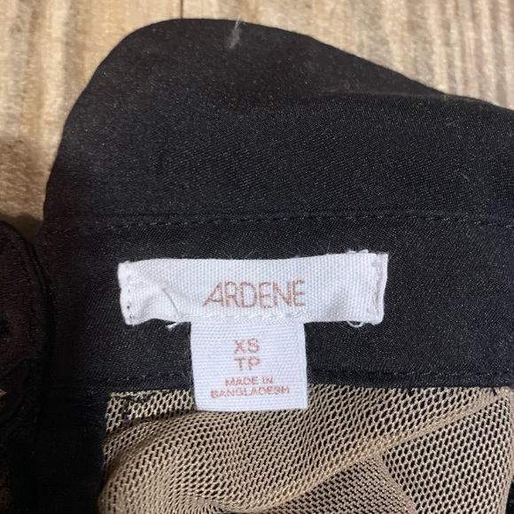 Formal-Wear Tank - Picture 3 of 3